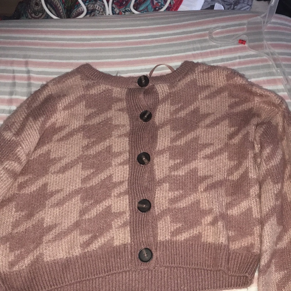 Wild fable sweater size L